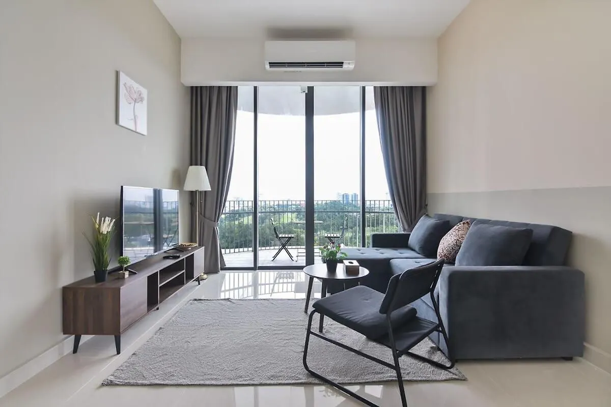 Lux & Stylish 2Br Apt At Klgcc Free Parking 쿠알라룸푸르 아파트