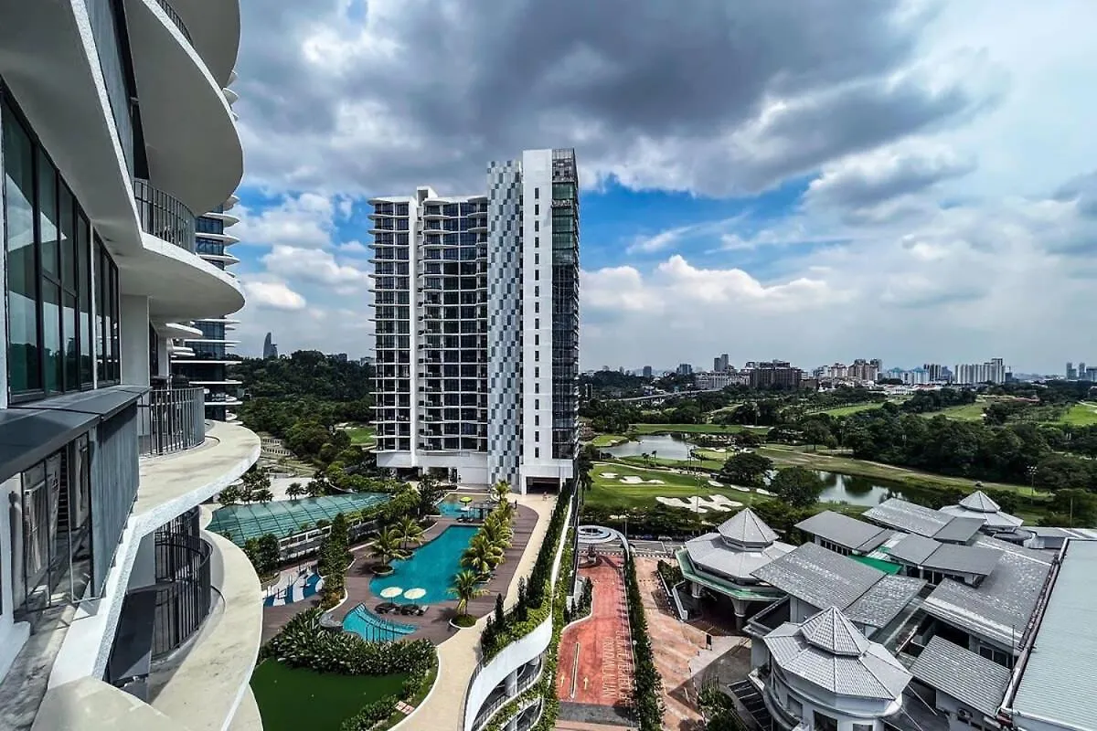 Lux & Stylish 2Br Apt At Klgcc Free Parking Kuala Lumpur